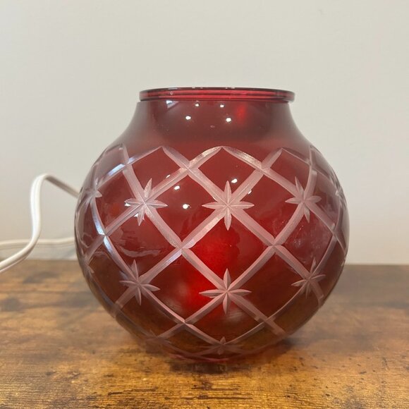 Scentsy Christmas Glow Warmer - Picture 1 of 4